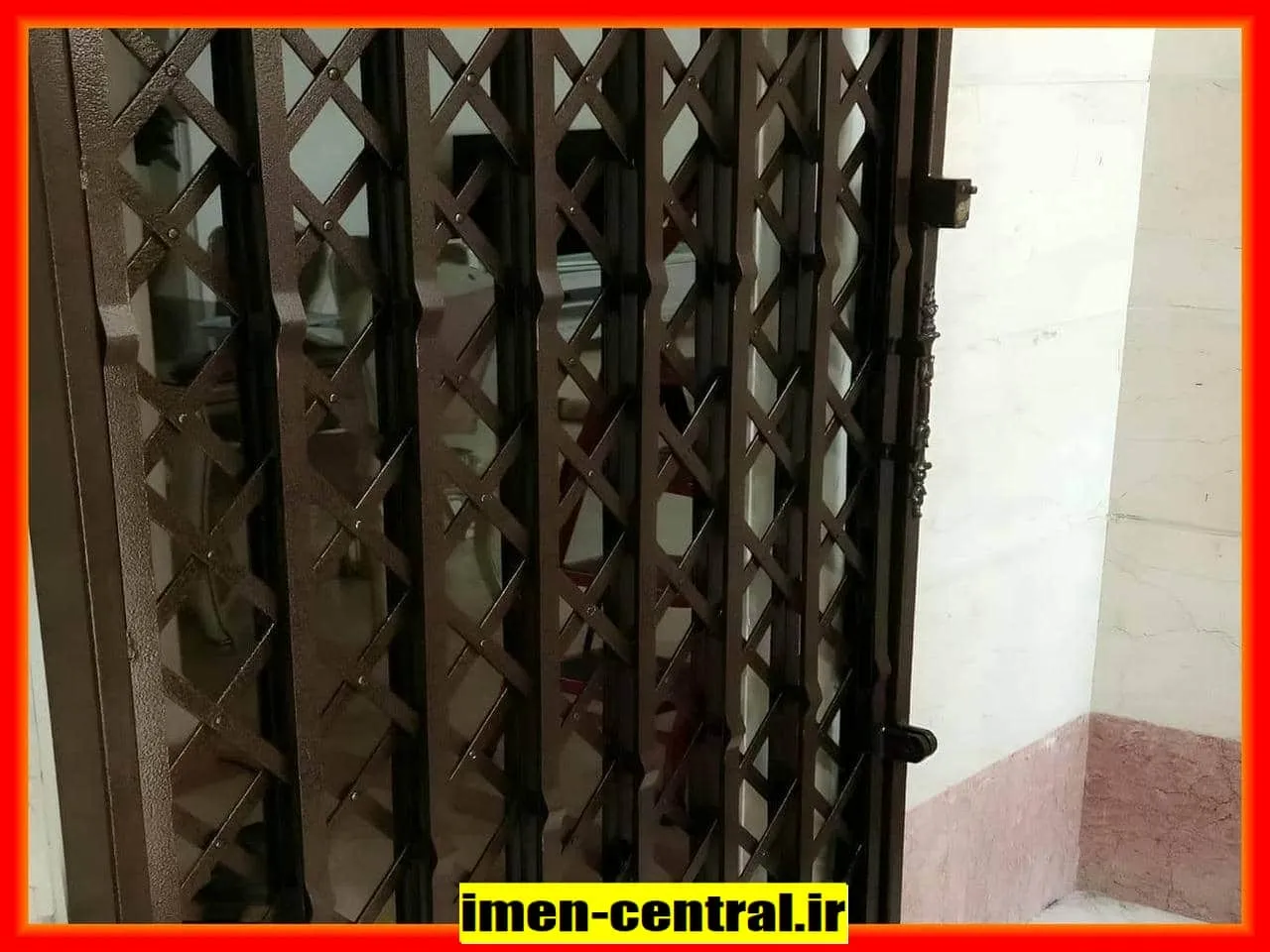 مزیت استفاده از درب آکاردئونی آهنی