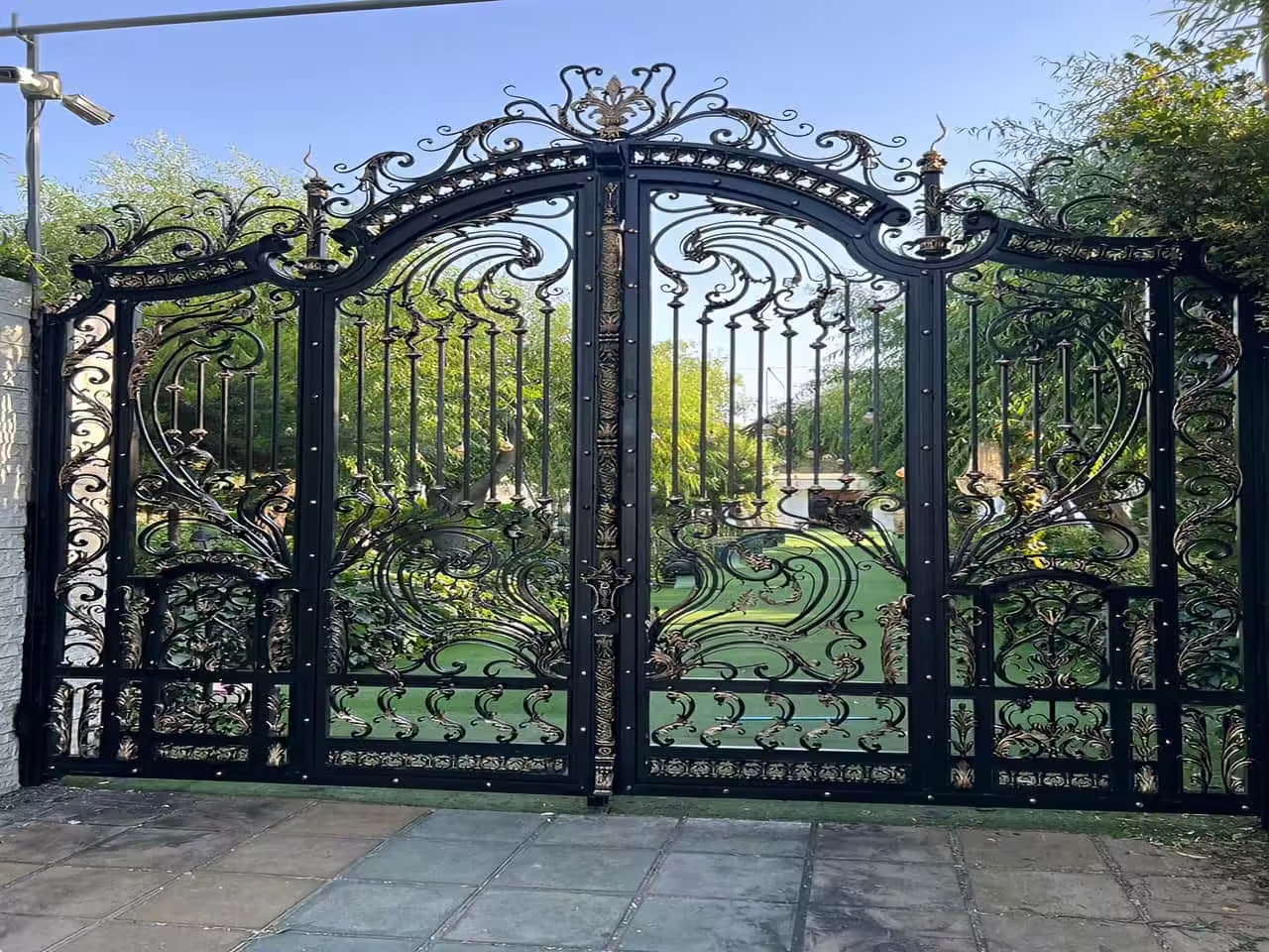 درب حیاط طرح فرفورژه درب حیاط طرح فرفورژه