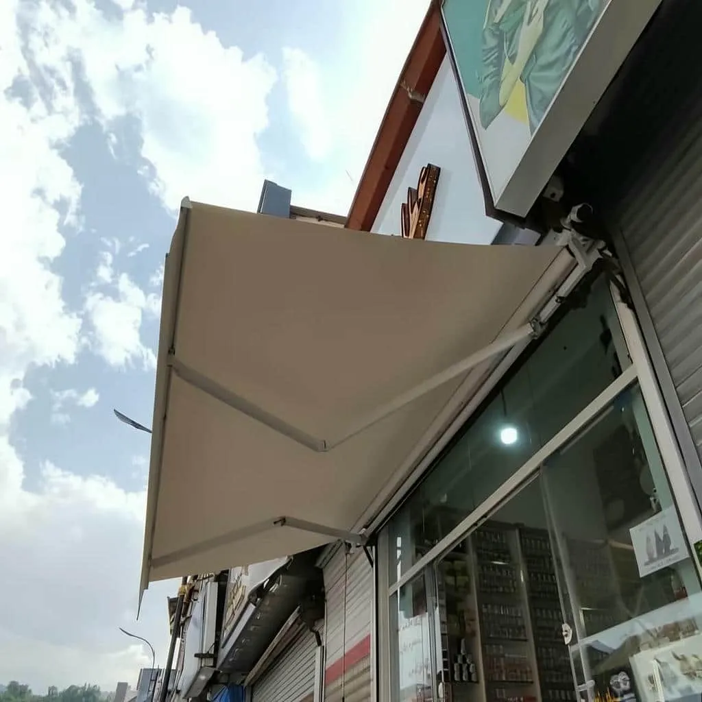 سایبان&zwnj; برقی تاشو