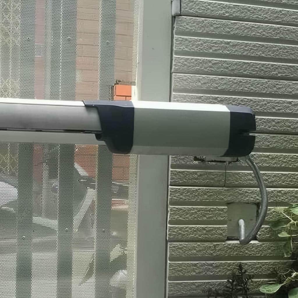 جک درب پارکینگی در قشم