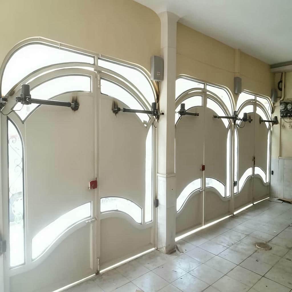 خرید جک درب پارکینگی تجاری در مشهد