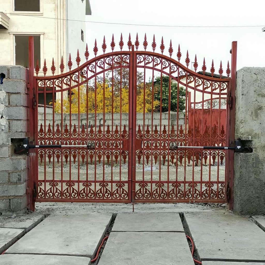 جک درب پارکینگی در مریوان