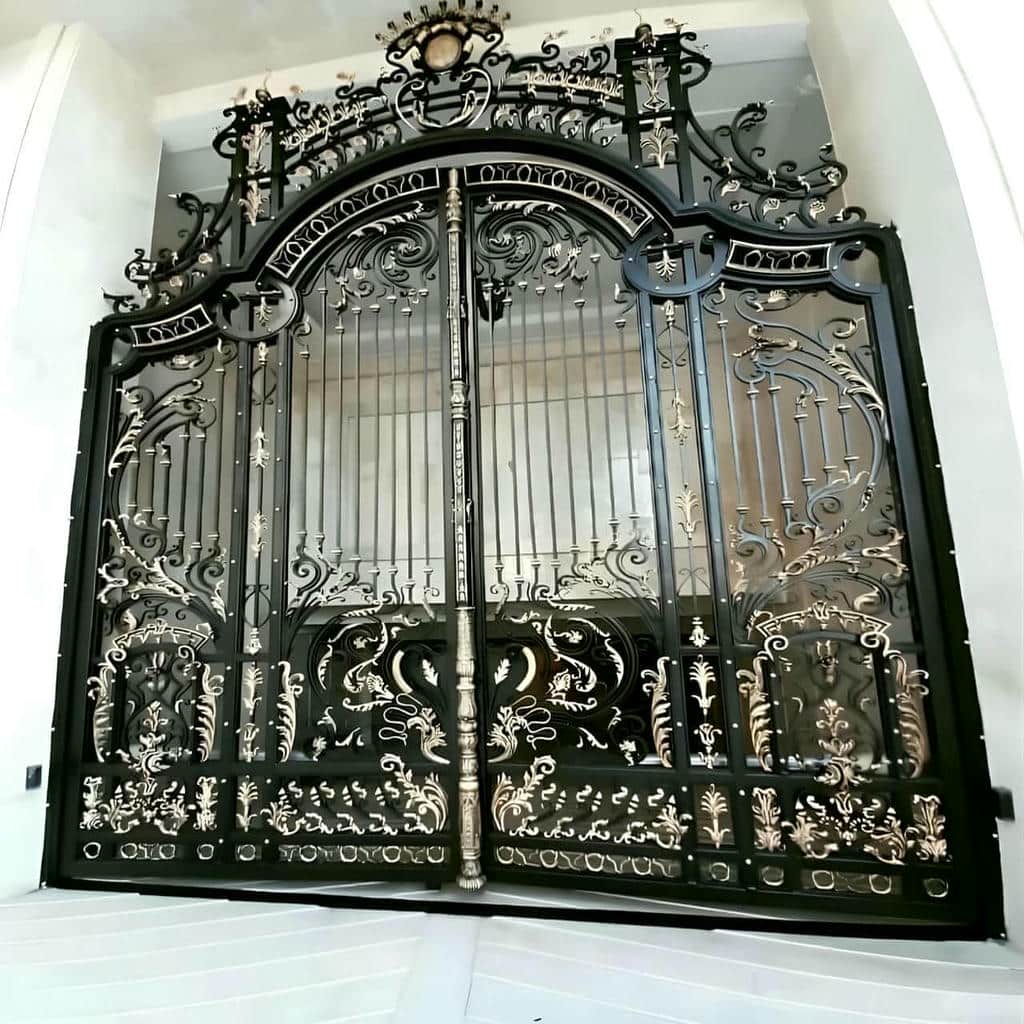 درب حیاط در اراک