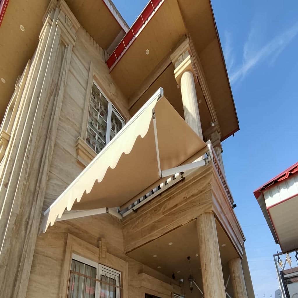 نصب سایبان برقی تراز اصولی در کاشان