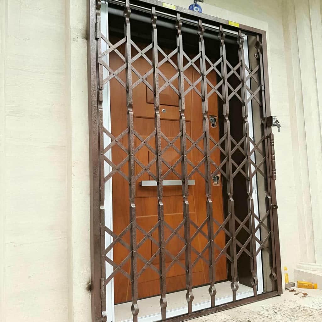 قیمت درب آکاردئونی سه گل در لواسان