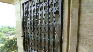درب آکاردئونی در بیرجند