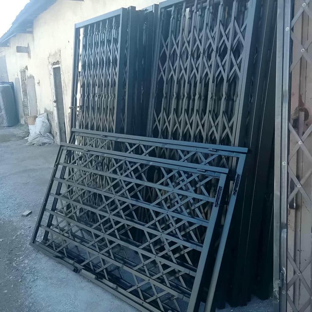 خرید درب آکاردئونی دوگل در لواسان