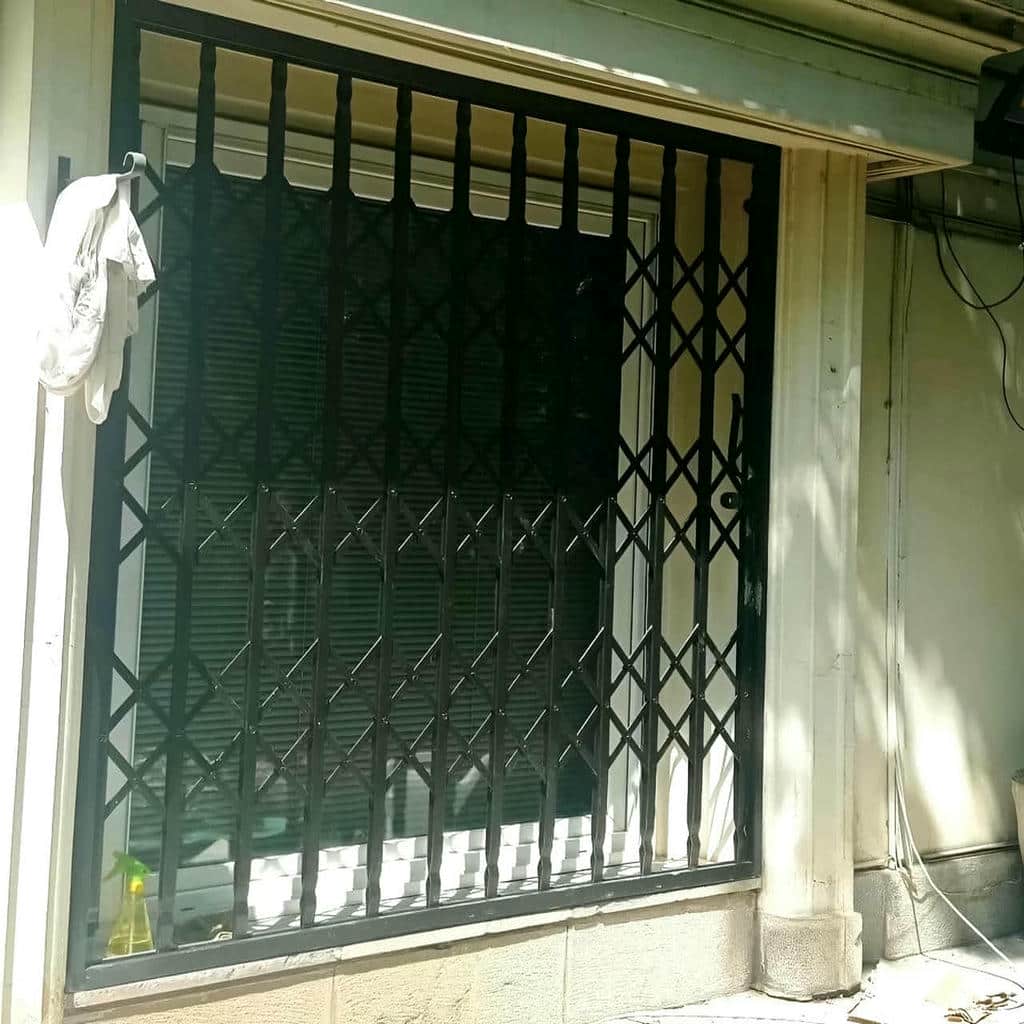 فروش درب آکاردئونی تمام گل در نیشابور
