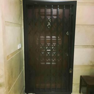 درب آکاردئونی در گرگان