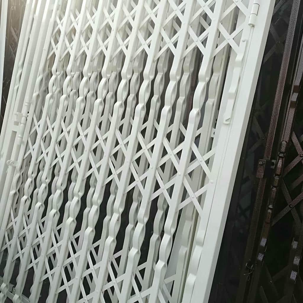 فروش درب آکاردئئونی تمام گل در پردیس