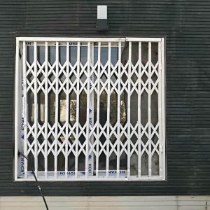 درب آکاردئونی در آبادان