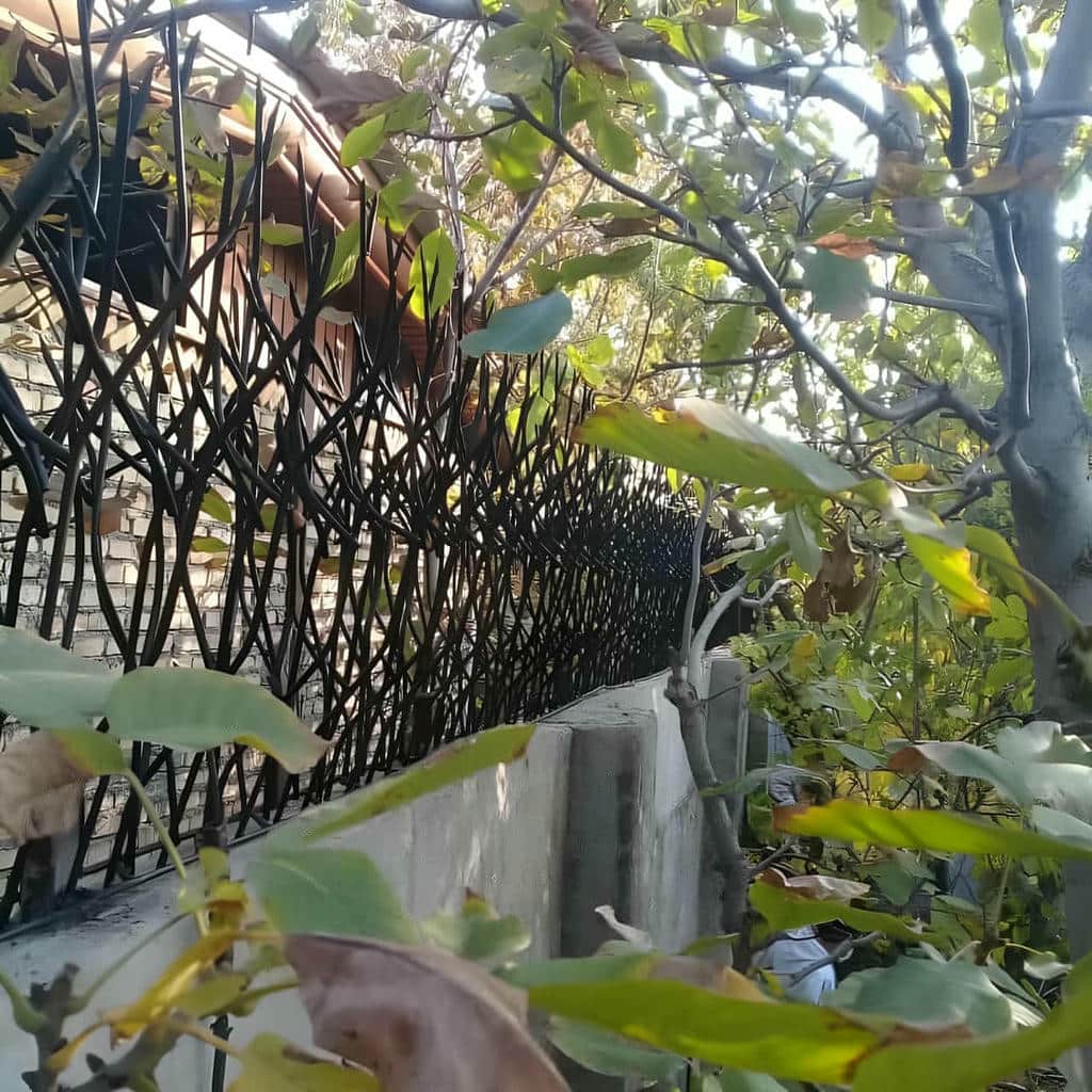 نصب حفاظ شاخ گوزنی دقیق در سیرجان