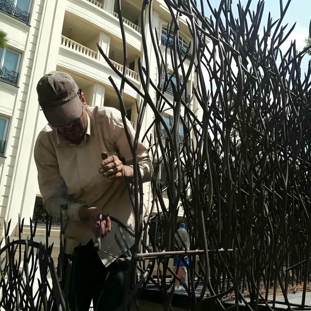 نصب حفاظ شاخ گوزنی اجرای مرحله ای در محمدشهر