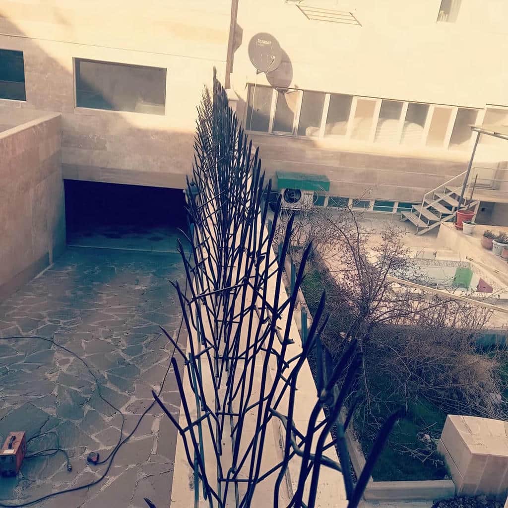 کارخانه حفاظ شاخ گوزنی نوک تیز در کرمانشاه