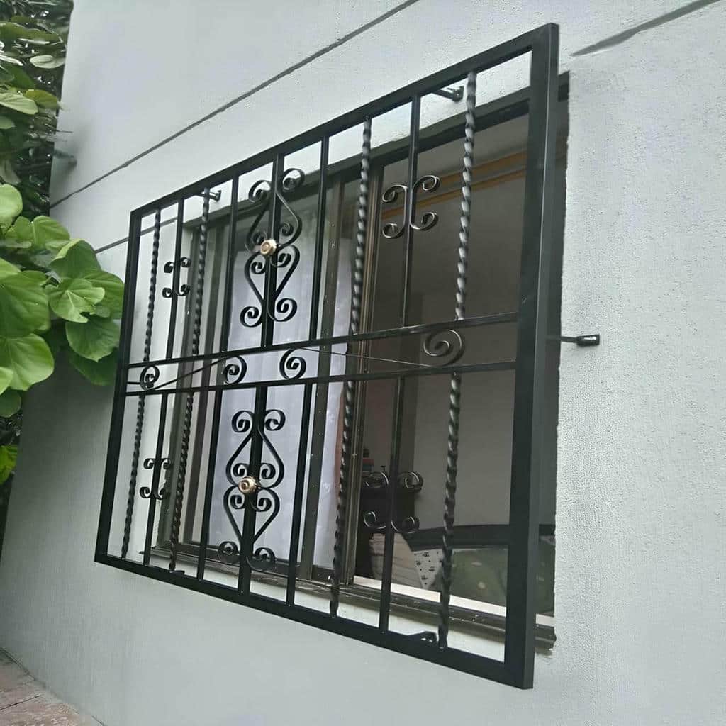قیمت حفاظ پنجره فرفورژه کلاسیک در مشهد