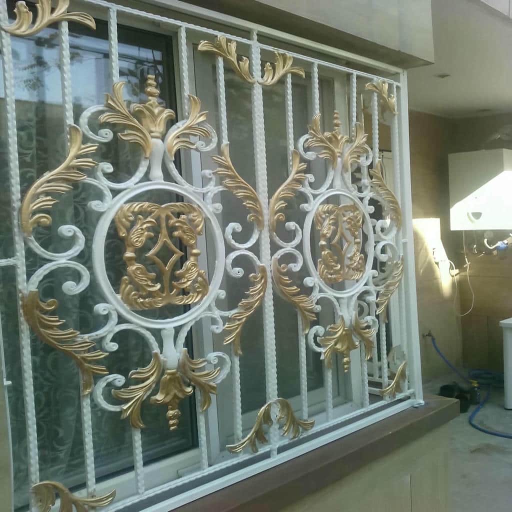 خرید حفاظ پنجره فرفورژه کلاسیک در محمدشهر