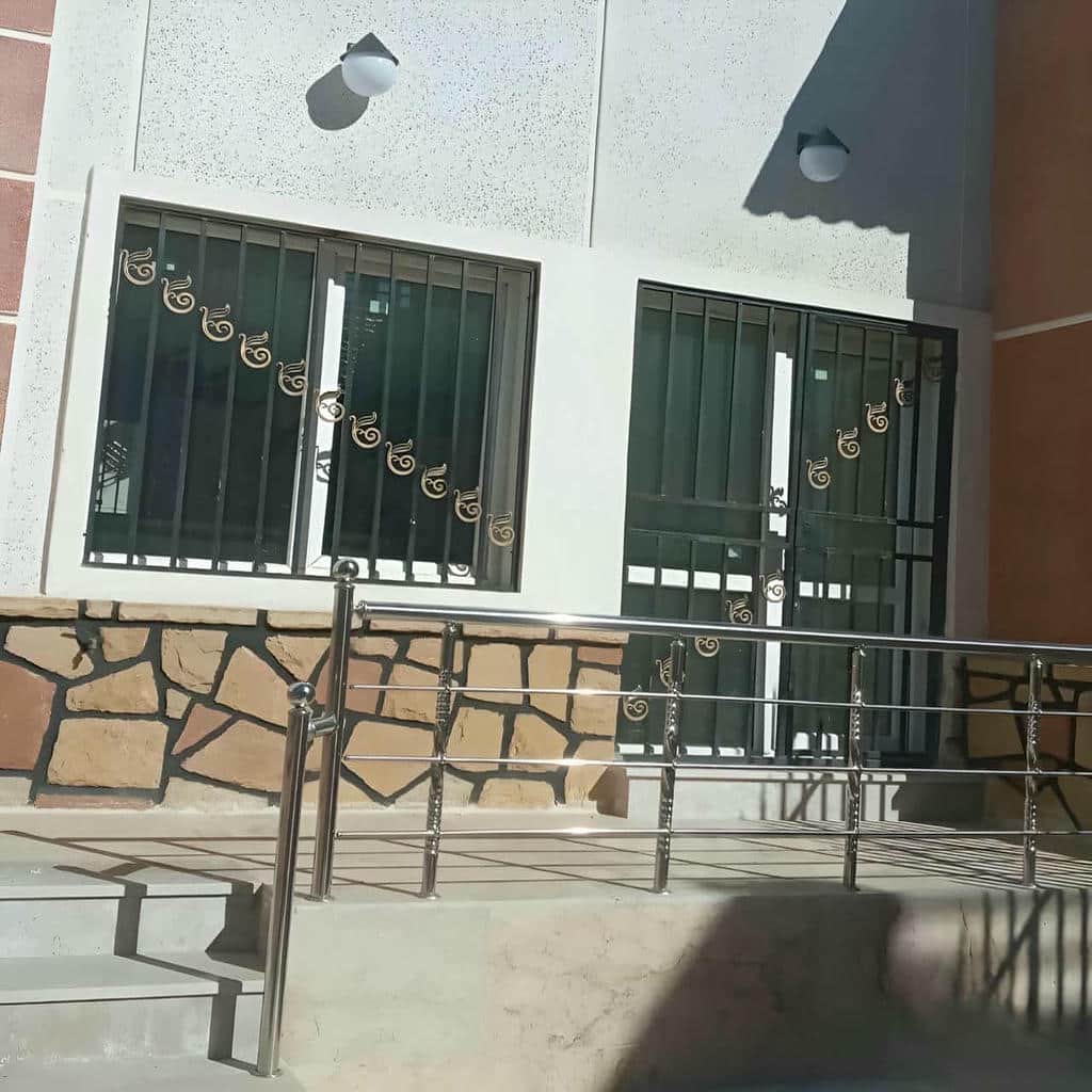 حفاظ پنجره در اشتهارد