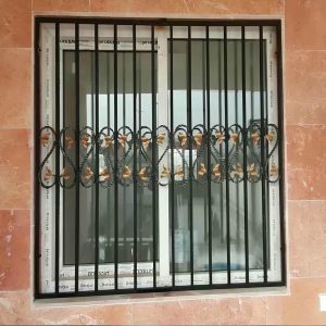 حفاظ پنجره در دماوند