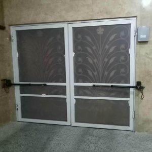 جک درب پارکینگی در رفسنجان