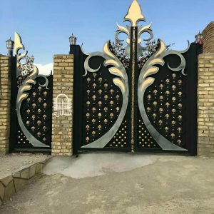 درب حیاط در کاشان