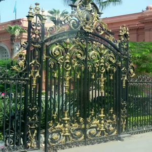 درب حیاط در کرج