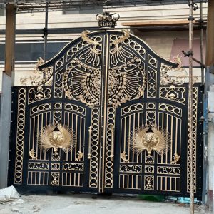 درب حیاط در اشتهارد