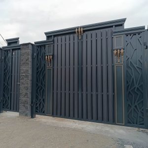 درب حیاط در اصفهان