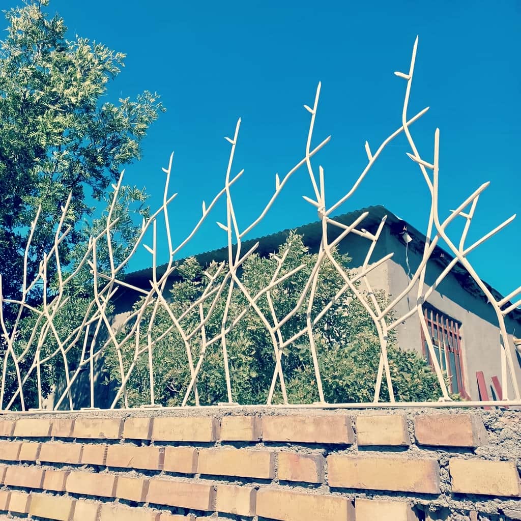 حفاظ سرنیزه ای و حفاظ شاخ گوزنی با رنگ مقاوم فضای باز