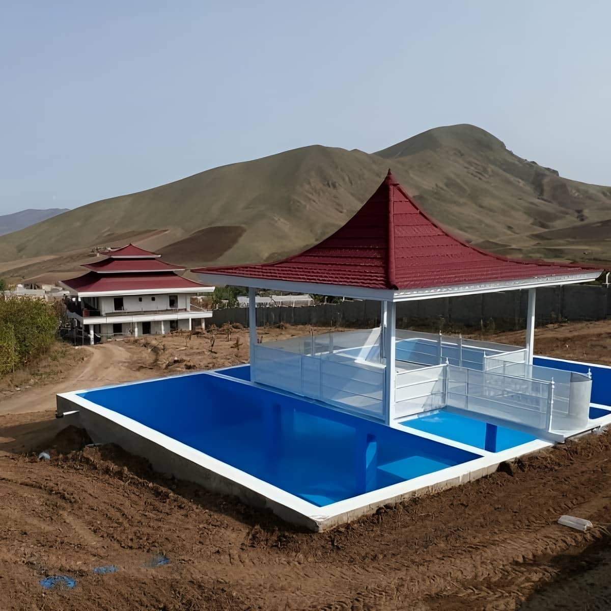 آردواز فلزی شیک ویلا با رنگ مقاوم نما آردواز فلزی شیک ویلا با رنگ مقاوم نما