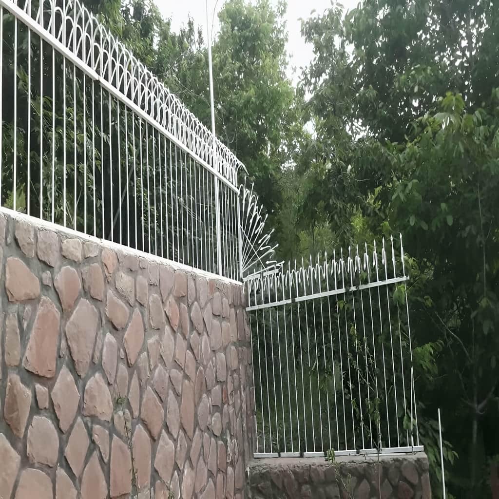 تفاوت حفاظ سرنیزه ای و شاخ گوزنی روی دیوار