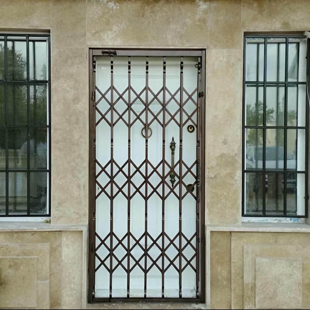 اجرای درب آکاردئونی ضد سرقت برای راهرو مشترک