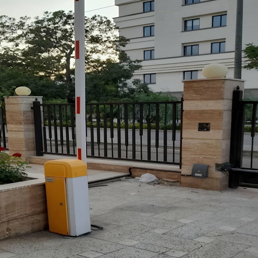 خرید راهبند سریع مسیر پرتردد مناسب پارکینگ سازمانی