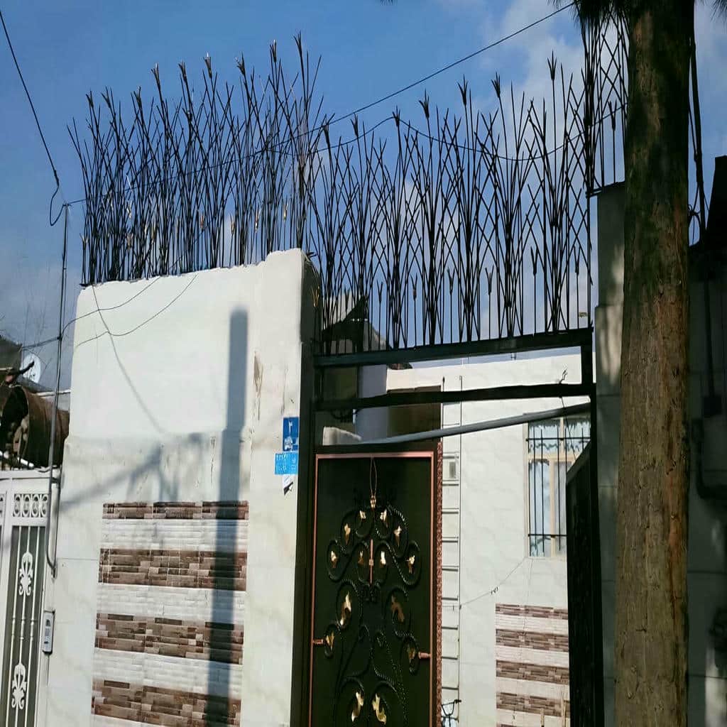 خدمات نصب حفاظ دیوار شاخ گوزنی با آماده‌سازی تاج دیوار