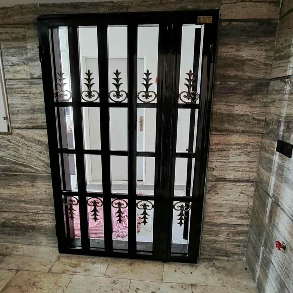 خرید حفاظ درب آپارتمان ضد دیلم با بررسی شرایط پروژه
