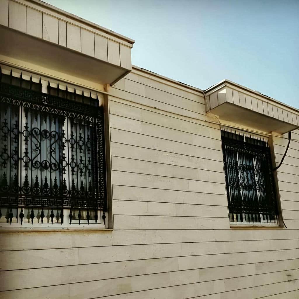 قیمت حفاظ پنجره طبقه اول امنیت ورودی وابسته به ابعاد و متریال