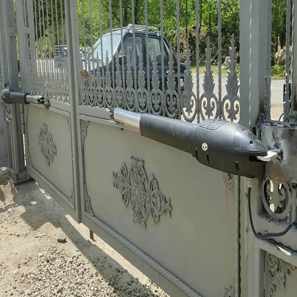 اجرای موتور جک پارکینگی بازویی با حرکت نرم و ایمن