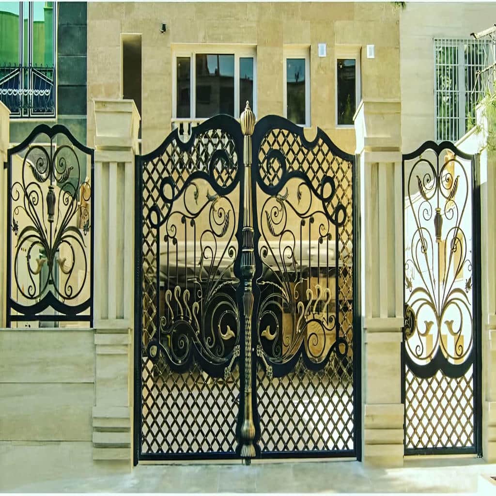 نصب درب ویلایی حفاظ دار ورودی با اجرای دقیق