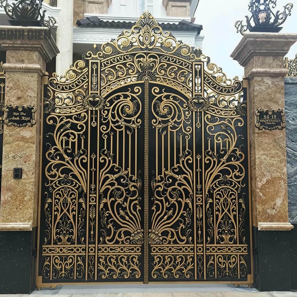 ساخت درب پارکینگ طرح چوب ترموود آماده جک و موتور