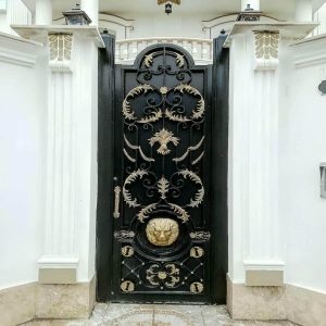 11 مدل درب آهنی حیاط طرح مدرن