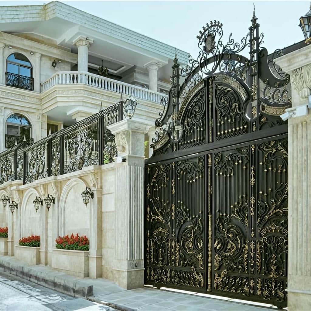خدمات نصب درب پارکینگ کشویی محوطه با کنترل مسیر حرکت