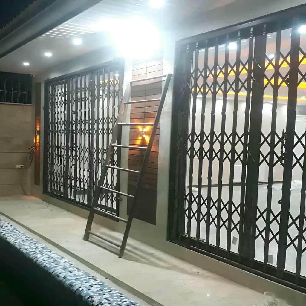 نرده آکاردئونی مدل فلزی مقاوم