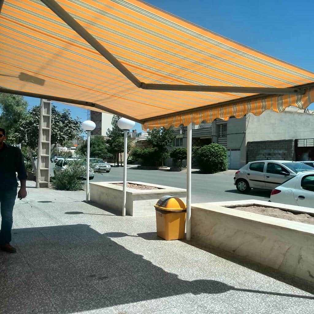 سایبان ریموت دار با رنگ هماهنگ نما