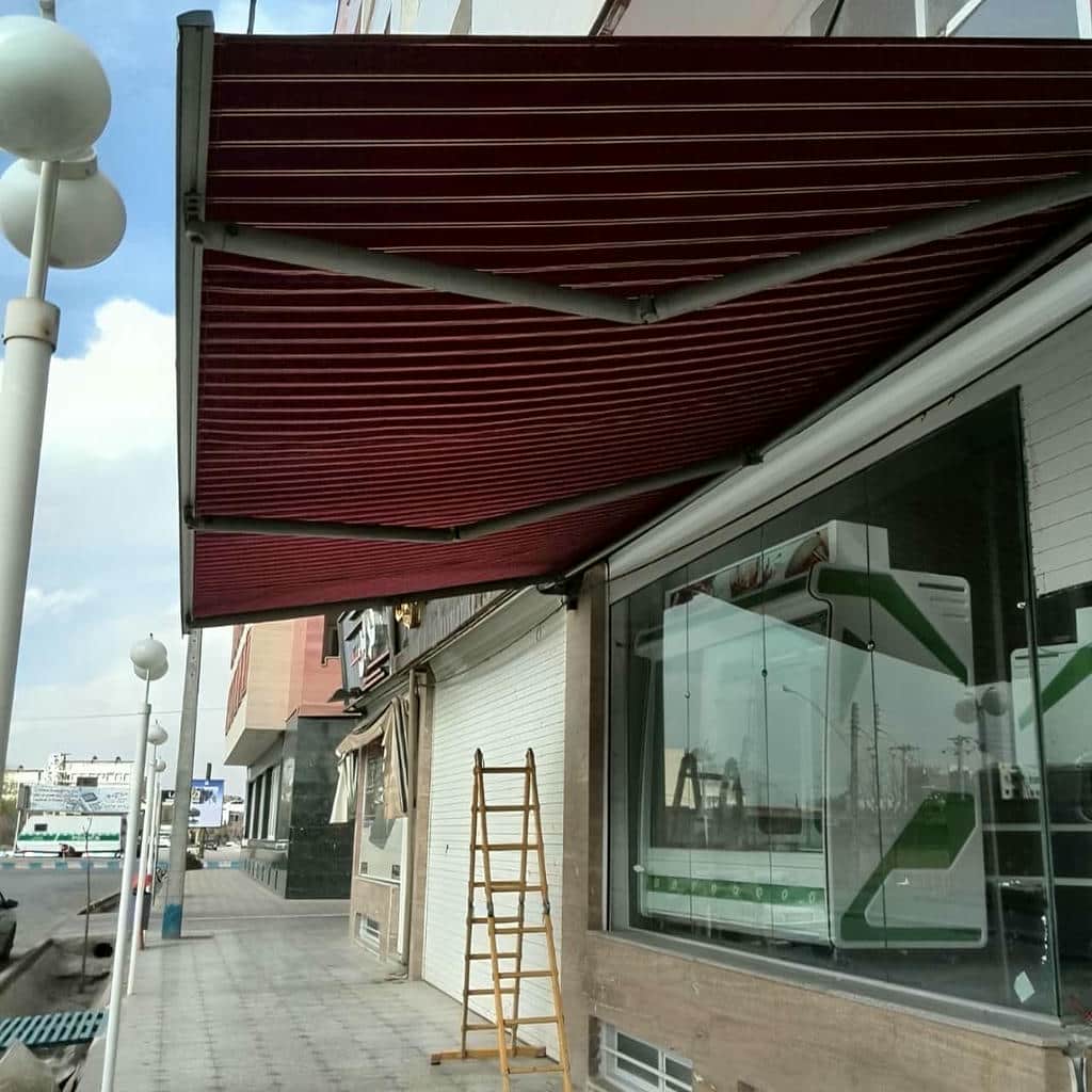 سایبان ریموت دار تاشو برای فضای بیرونی