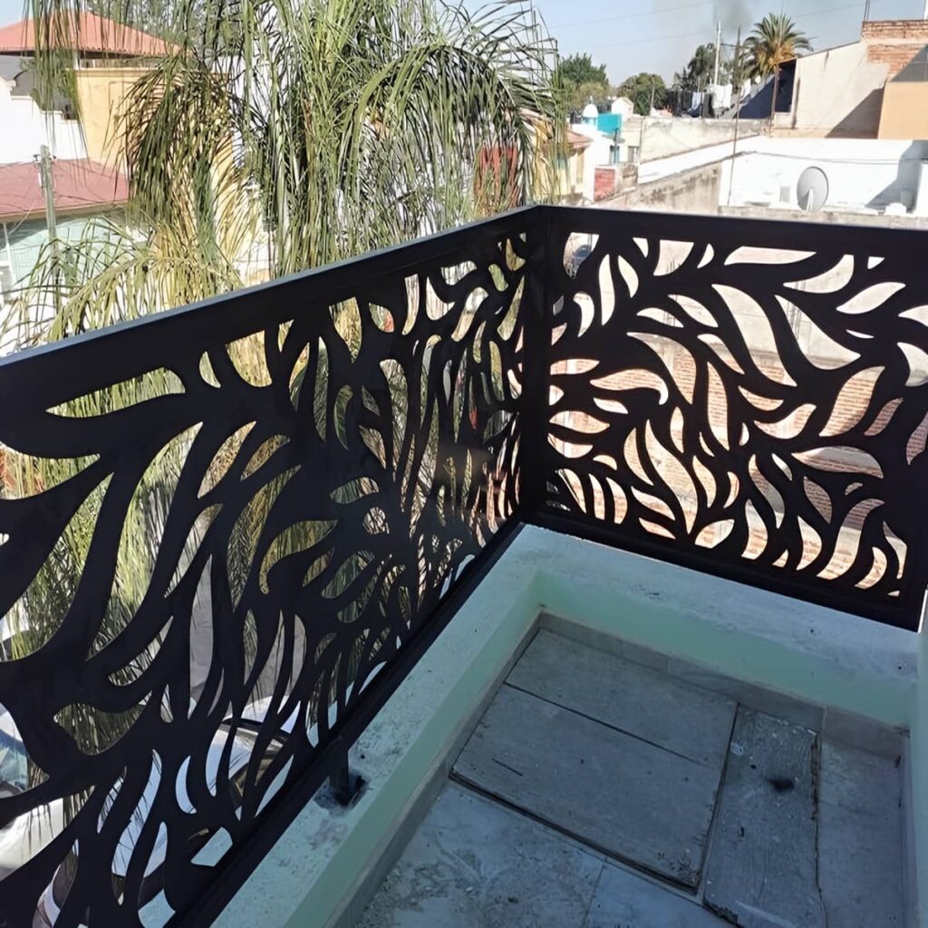 حفاظ لبه بالکن سفارشی با طراحی مدرن