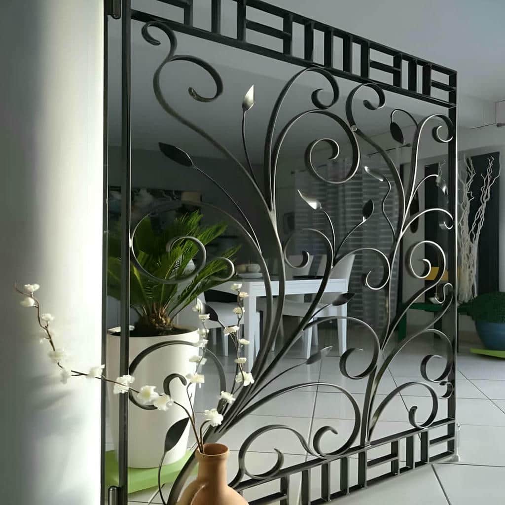 حفاظ پنجره فرفورژه آهنی با طراحی ظریف