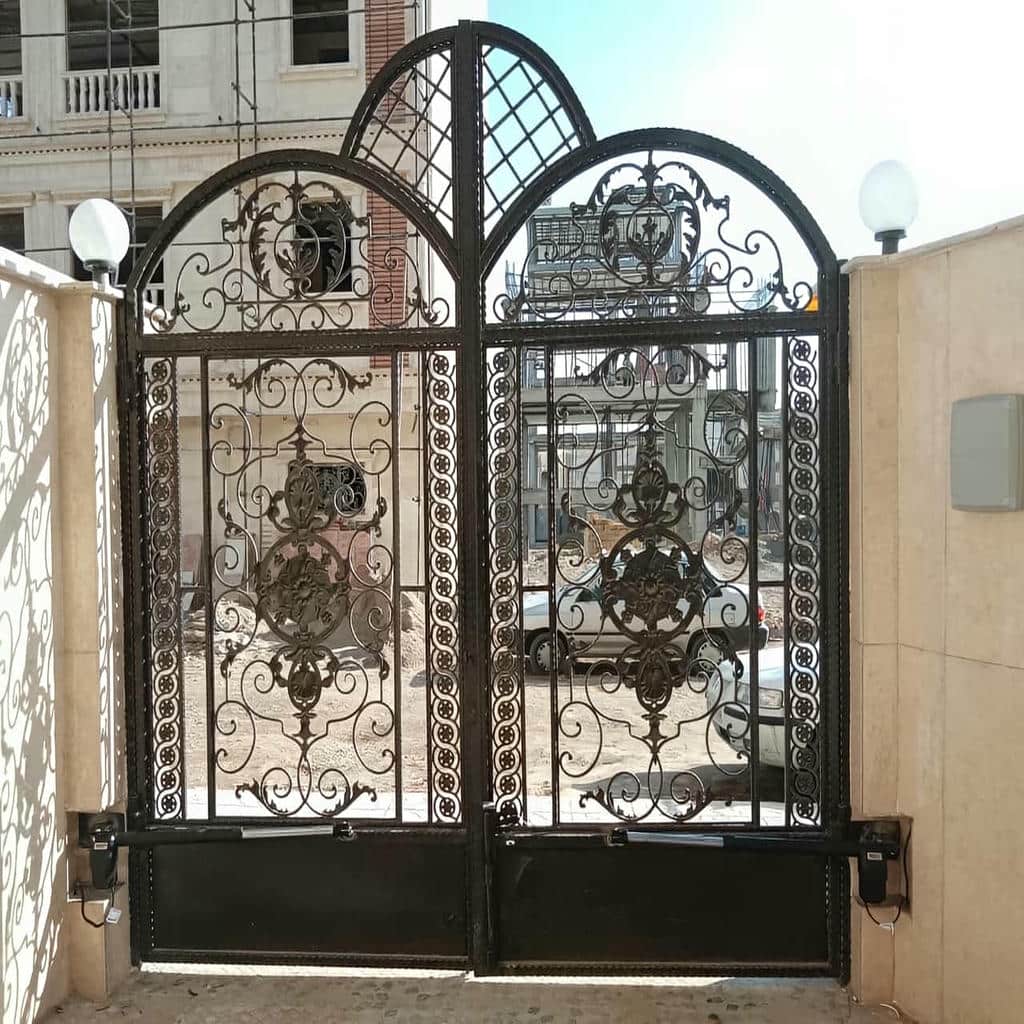 جک پارکینگ ایرانی هماهنگ با درب فلزی