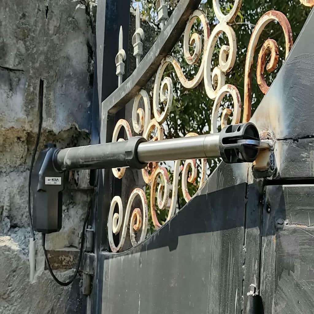 جک ریلی برای کنترل ورودی خودرو جک ریلی برای کنترل ورودی خودرو