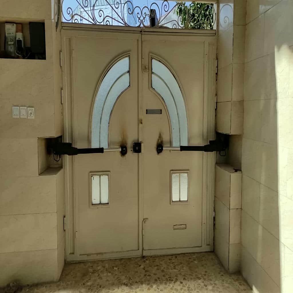 جک بازویی مناسب کنترل رفت و آمد