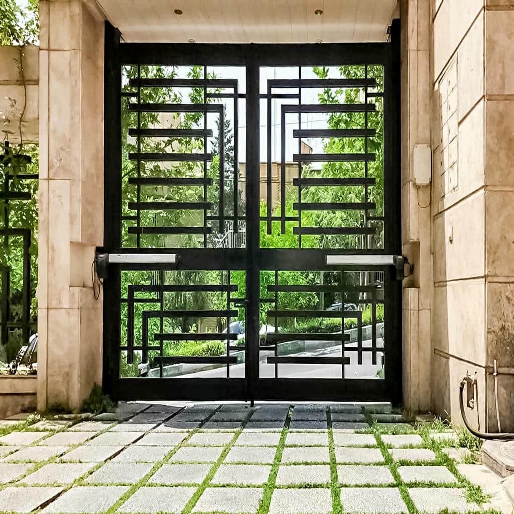 جک پارکینگی با موتور درب پارکینگ