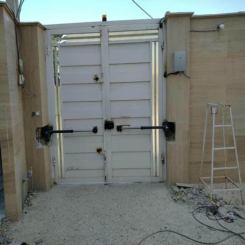 جک درب پارکینگ با ریموت کنترل